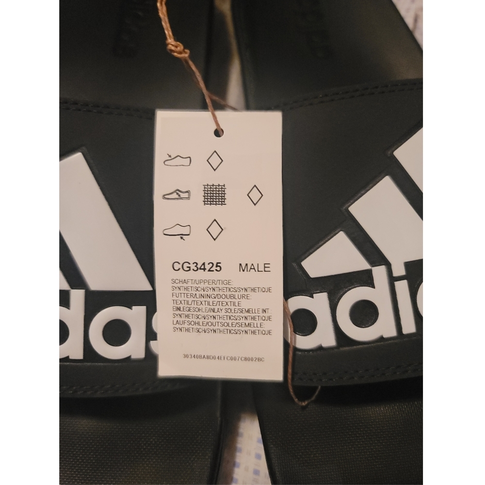 Adidas Men's Adilette Comfort Slides Sandals Size 11 - Picture 8 of 8